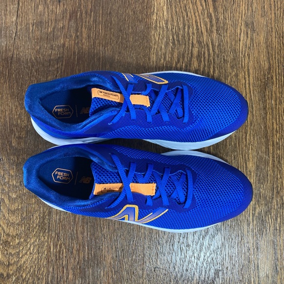 New Balance Fresh Foam Arishi v4 Running Shoe Women’s Size 7.5 Marine Blue - Picture 5 of 10